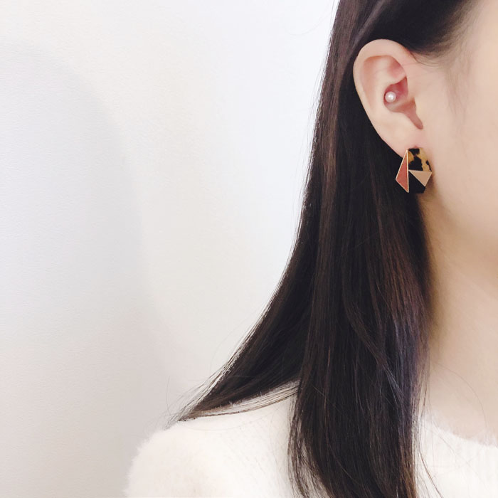 [당일출고] 기하학 무늬 호마이카 볼드 귀걸이